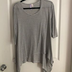 Striped shirt with three quarter sleeves